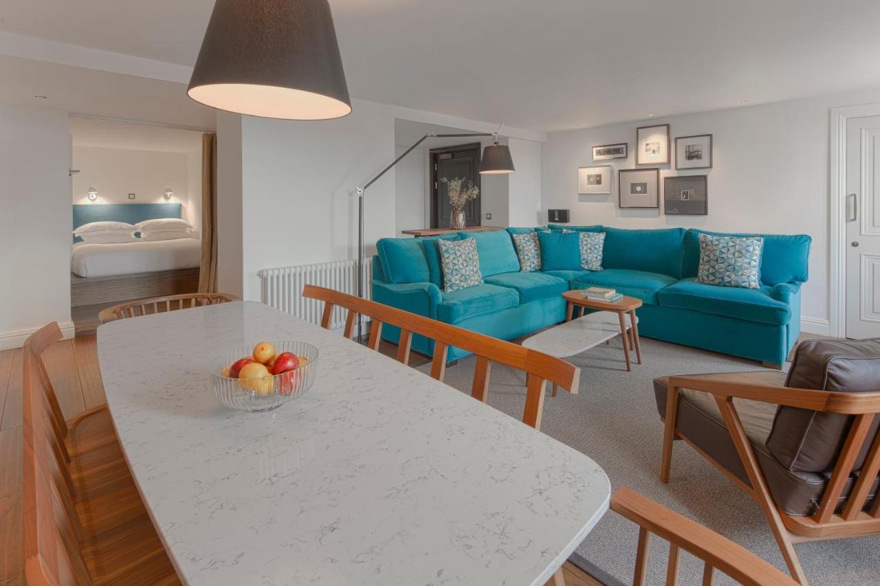 슈발 디 에든버러 그랜드 아파트 호텔 외부 사진 A typical apartment at the hotel