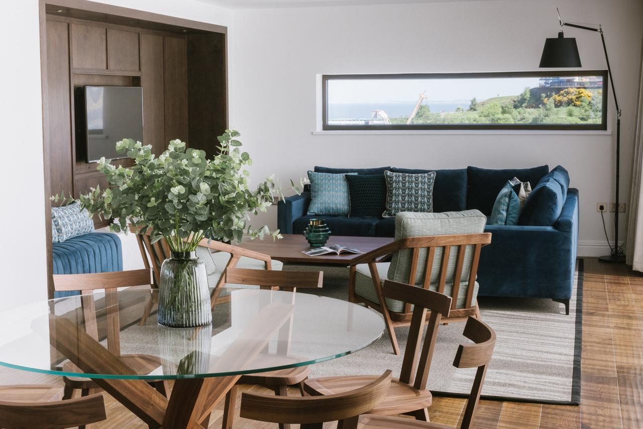 슈발 디 에든버러 그랜드 아파트 호텔 외부 사진 Interior of a house